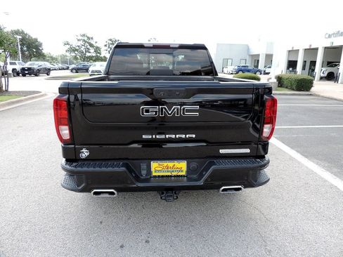 Used 2022 GMC Sierra 1500 Elevation w/ Elevation Premium Package AWD/4WD image 6