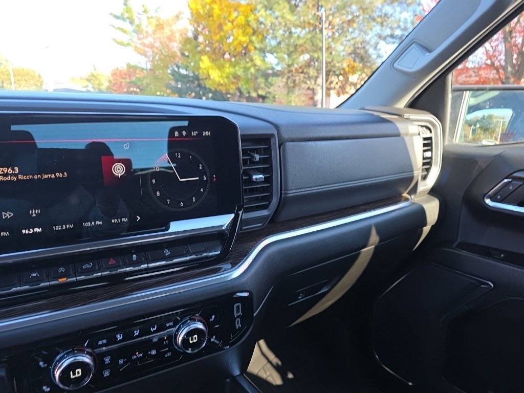 Used 2023 GMC Sierra 1500 Elevation AWD/4WD image 30