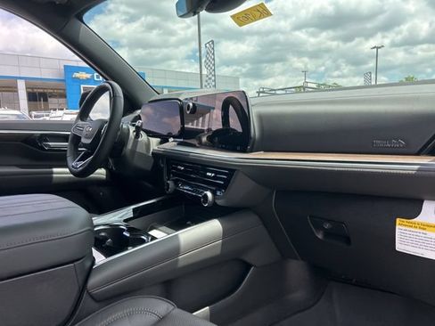New 2026 Chevrolet Tahoe High Country w/ Sun And Tow Package AWD/4WD image 36
