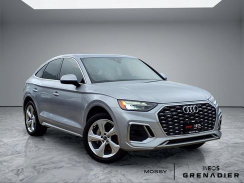 Used 2023 Audi Q5 2.0T Premium w/ Convenience Package AWD/4WD image 1