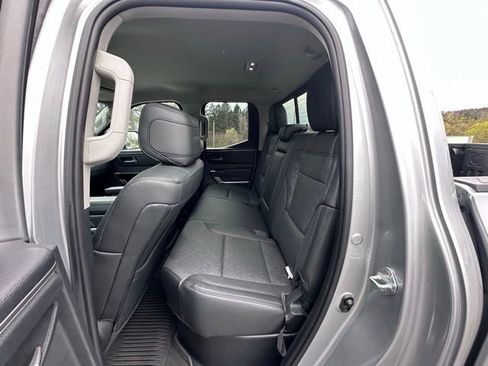 Used 2023 Toyota Tundra Limited w/ Power Package AWD/4WD image 11