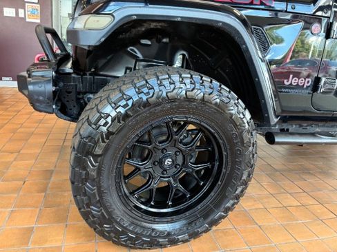 Used 2020 Jeep Wrangler Unlimited Rubicon AWD/4WD image 16