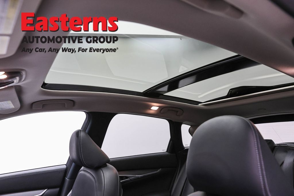Used 2023 INFINITI QX50 Luxe AWD/4WD image 38