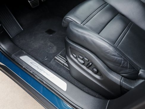 Certified 2024 Porsche Cayenne S image 14