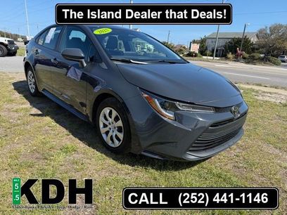 Used 2025 Toyota Corolla LE