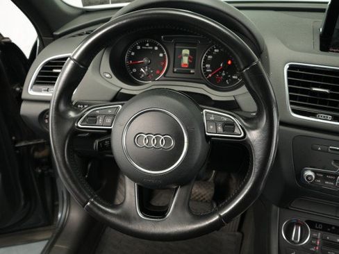 Used 2016 Audi Q3 2.0T Prestige w/ Prestige Package AWD/4WD image 35