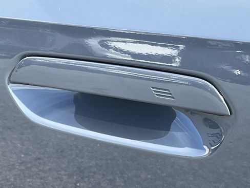 Used 2025 BMW X1 xDrive28i w/ Technology Package image 34