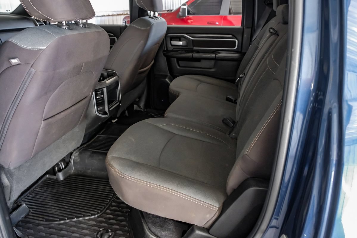 Used 2024 RAM 2500 Big Horn w/ Night Edition AWD/4WD image 36