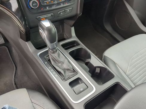 Used 2019 Ford Escape SE FWD image 19