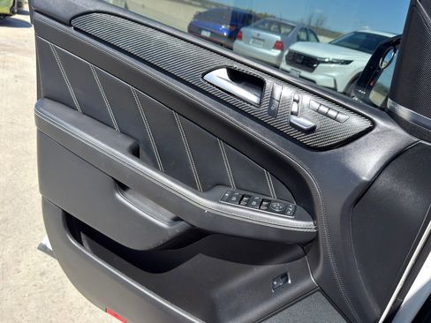 Used 2018 Mercedes-Benz GLE 63 AMG S image 30