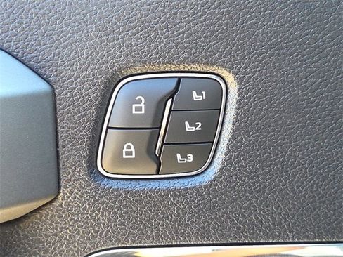 Used 2022 Ford F350 Lariat w/ Lariat Ultimate Package image 20