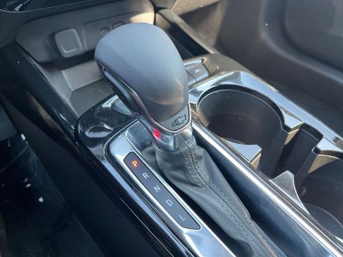 Used 2024 Chevrolet Trax LT w/ Driver Confidence Package image 41