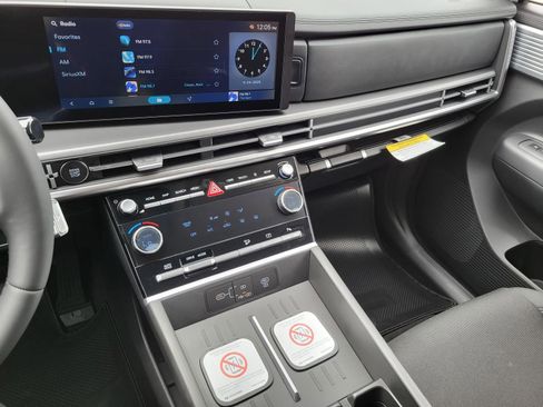New 2026 Hyundai Santa Fe SE FWD image 17