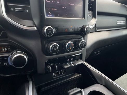 Used 2022 RAM 1500 Big Horn AWD/4WD image 19