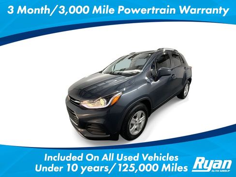 Used 2022 Chevrolet Trax LT w/ LT Convenience Package FWD image 1