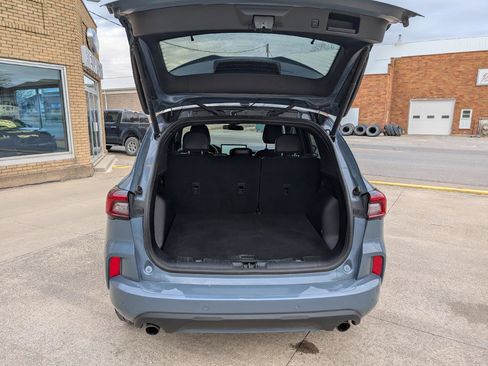 Used 2023 Ford Escape ST-Line w/ Tech Pack #1 image 8