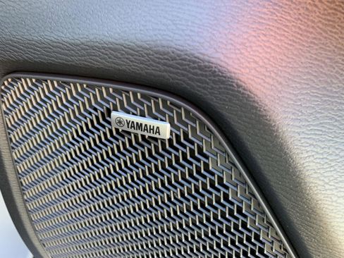 New 2025 Mitsubishi Outlander SE image 26