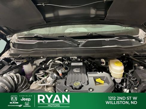 New 2026 RAM 2500 Laramie AWD/4WD image 11