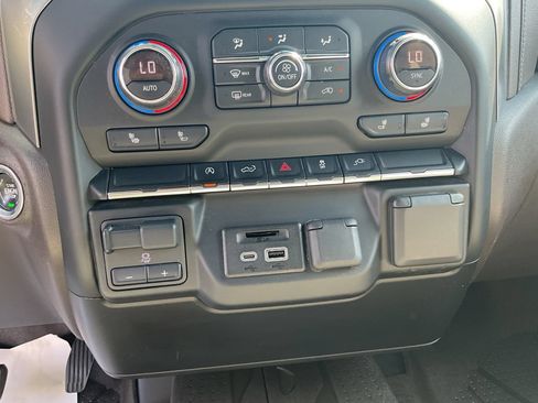 Used 2019 Chevrolet Silverado 1500 LT w/ Texas Edition RWD image 28