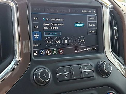 Used 2020 Chevrolet Silverado 2500 High Country w/ Z71 Off-Road Package AWD/4WD image 22