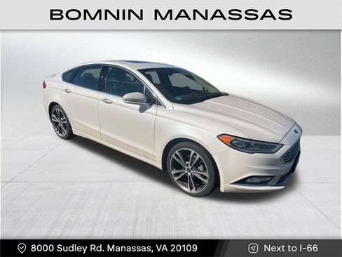 Used 2018 Ford Fusion Titanium image 4