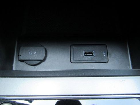 Used 2022 Volkswagen Passat 2.0T SE image 47