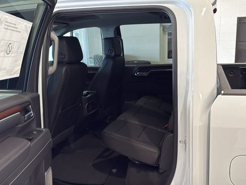 New 2026 GMC Sierra 3500 Denali AWD/4WD image 19