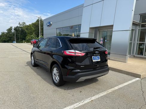 Certified 2024 Ford Edge SEL w/ Convenience Package AWD/4WD image 6