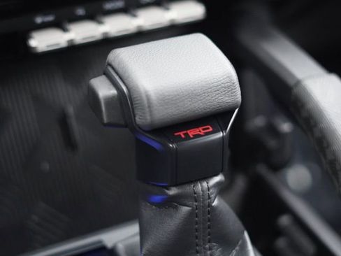 Certified 2025 Toyota Tacoma TRD Sport image 32