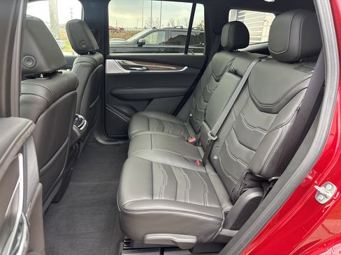 Used 2024 Cadillac XT6 Premium Luxury w/ Platinum Package image 31