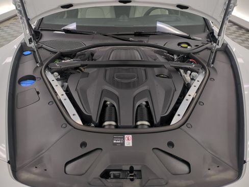 New 2026 Porsche Panamera image 17