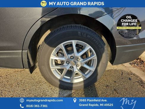 Used 2023 Chevrolet Equinox LT AWD/4WD image 30
