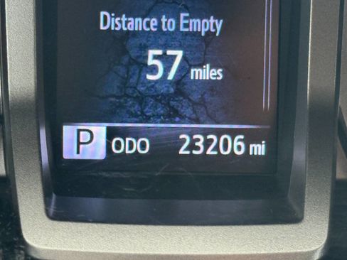 Used 2022 Toyota Tacoma SR5 image 19