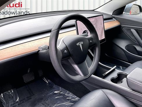 Used 2020 Tesla Model 3 Long Range image 17