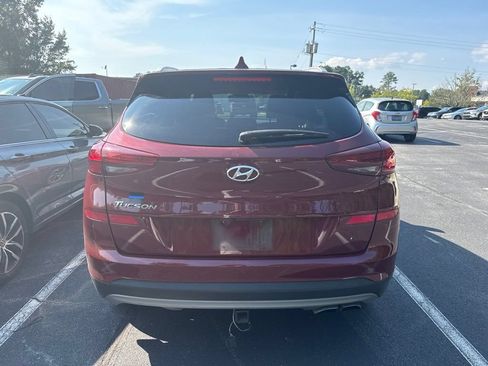 Used 2019 Hyundai Tucson Sport FWD image 3