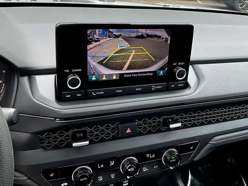 Used 2025 Honda Accord SE image 27