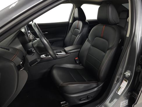 Used 2022 Nissan Sentra SR w/ SR Premium Package FWD image 16