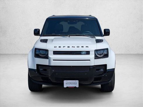 Certified 2024 Land Rover Defender 110 X-Dynamic SE AWD/4WD image 2