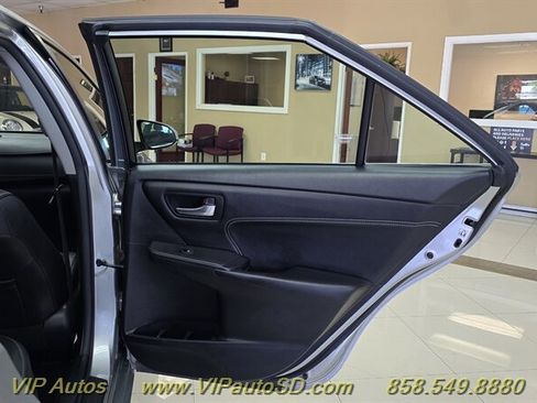 Used 2017 Toyota Camry XLE w/ Advanced Technology Package FWD image 14