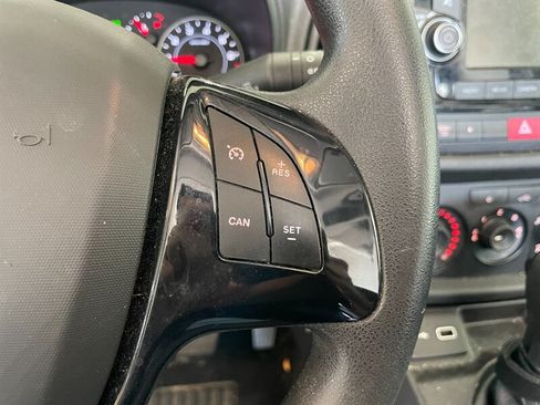 Used 2021 RAM ProMaster City Tradesman FWD image 11