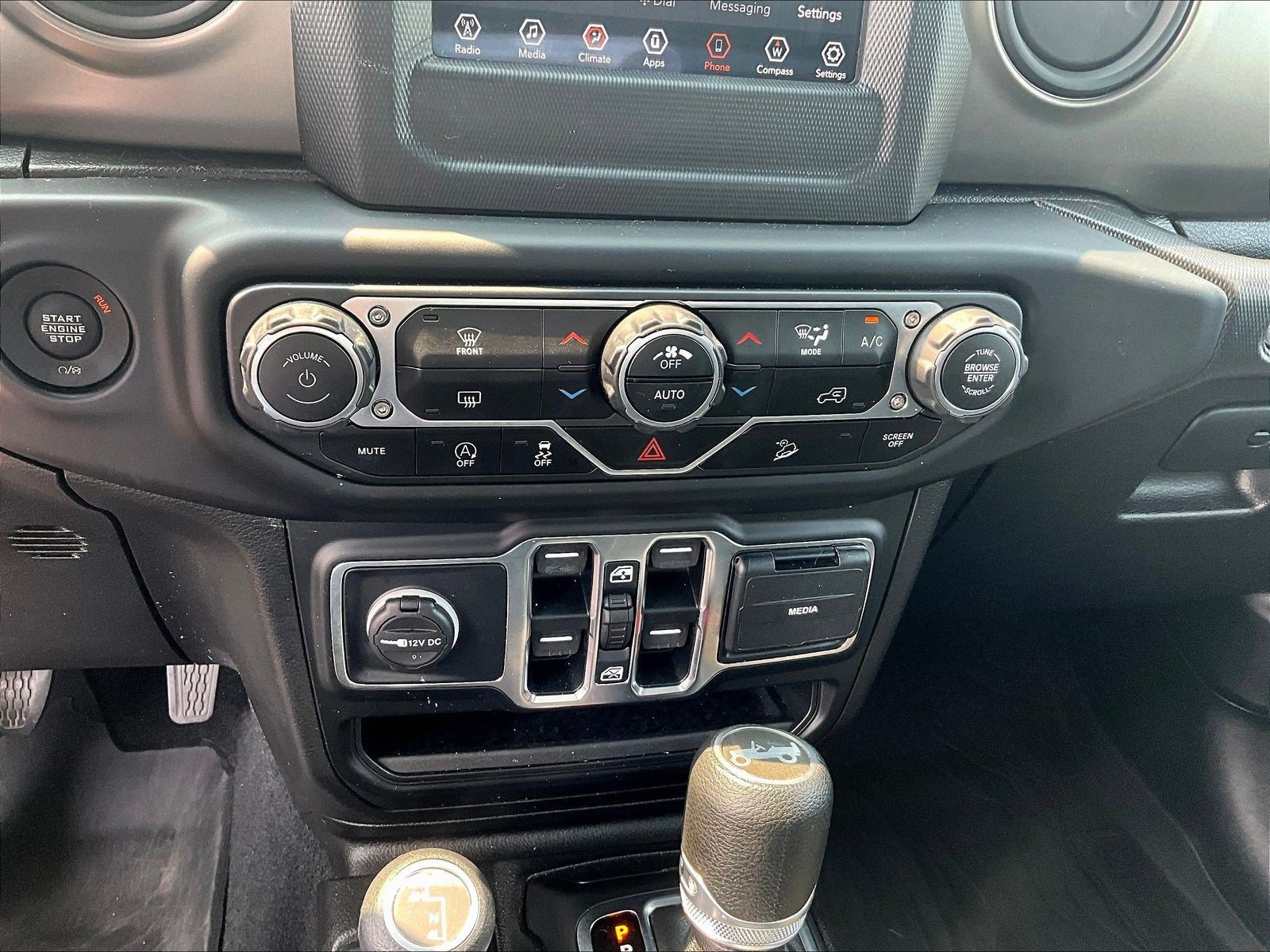 Used 2020 Jeep Wrangler Unlimited Sport S AWD/4WD image 15