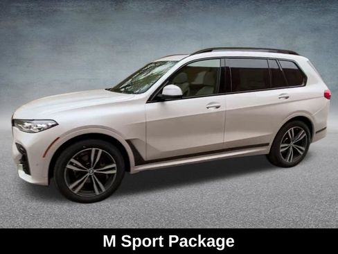 Used 2020 BMW X7 xDrive40i w/ M Sport Package AWD/4WD image 11