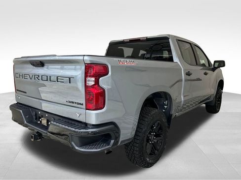 Used 2024 Chevrolet Silverado 1500 Custom Trail Boss w/ LPO, Dark Essentials Package AWD/4WD image 6