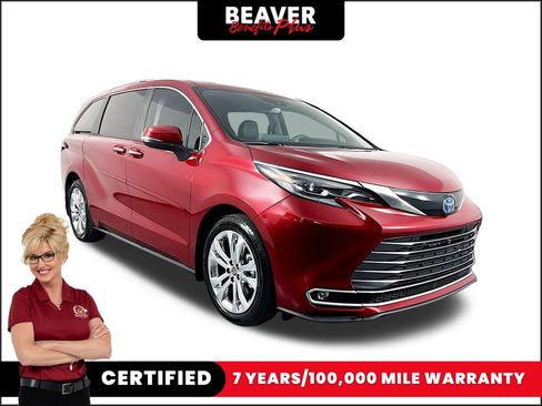Used 2024 Toyota Sienna Platinum image 1