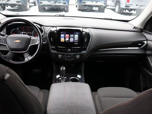 Used 2018 Chevrolet Traverse LT image 17