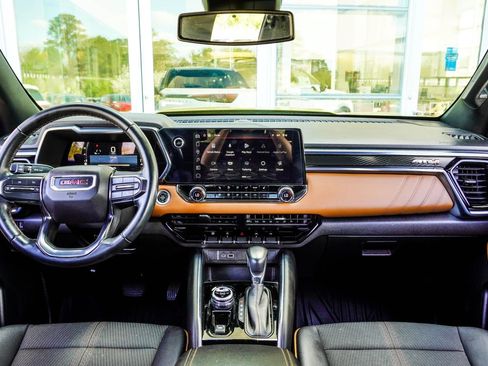 Used 2023 GMC Canyon AT4 w/ Canyon Safety Plus Package image 5