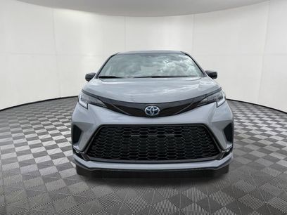 Used 2025 Toyota Sienna XSE w/ XSE Plus Package