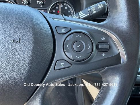 Used 2020 Buick Enclave Essence image 44