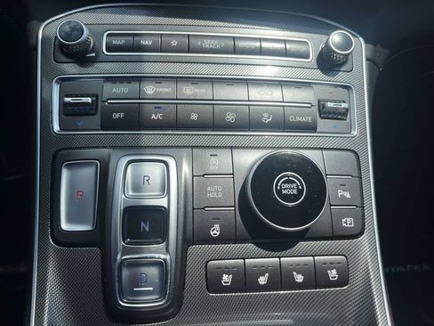 Used 2023 Hyundai Santa Fe Limited FWD image 25