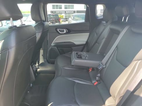 Used 2025 Jeep Compass Limited w/ Elite Group AWD/4WD image 12